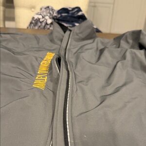 Men's Gray Jacket